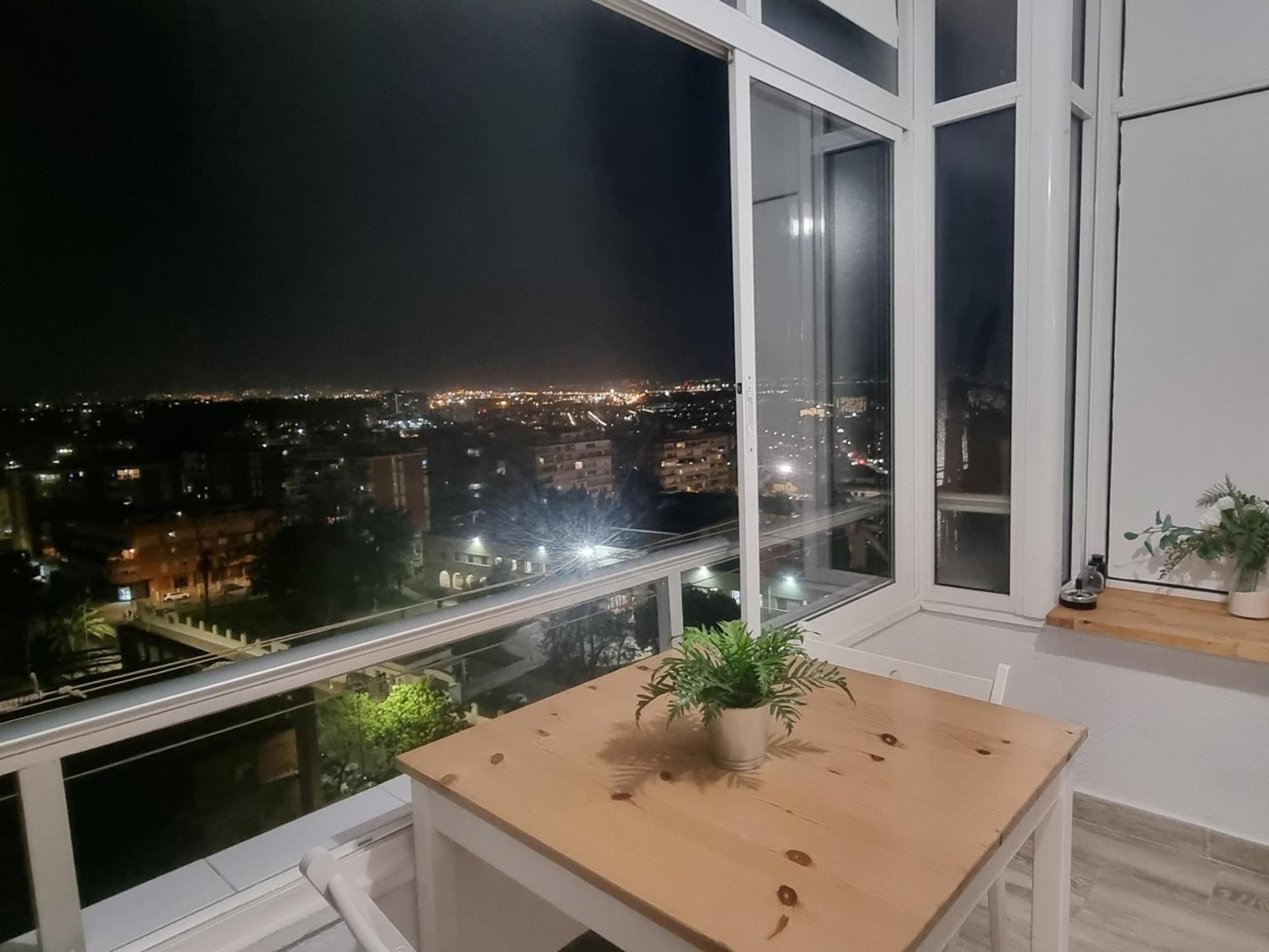 Bonito Con Vistas